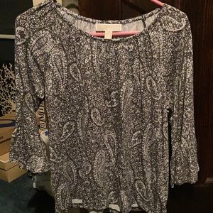 MK top with 3/4 flair sleeve